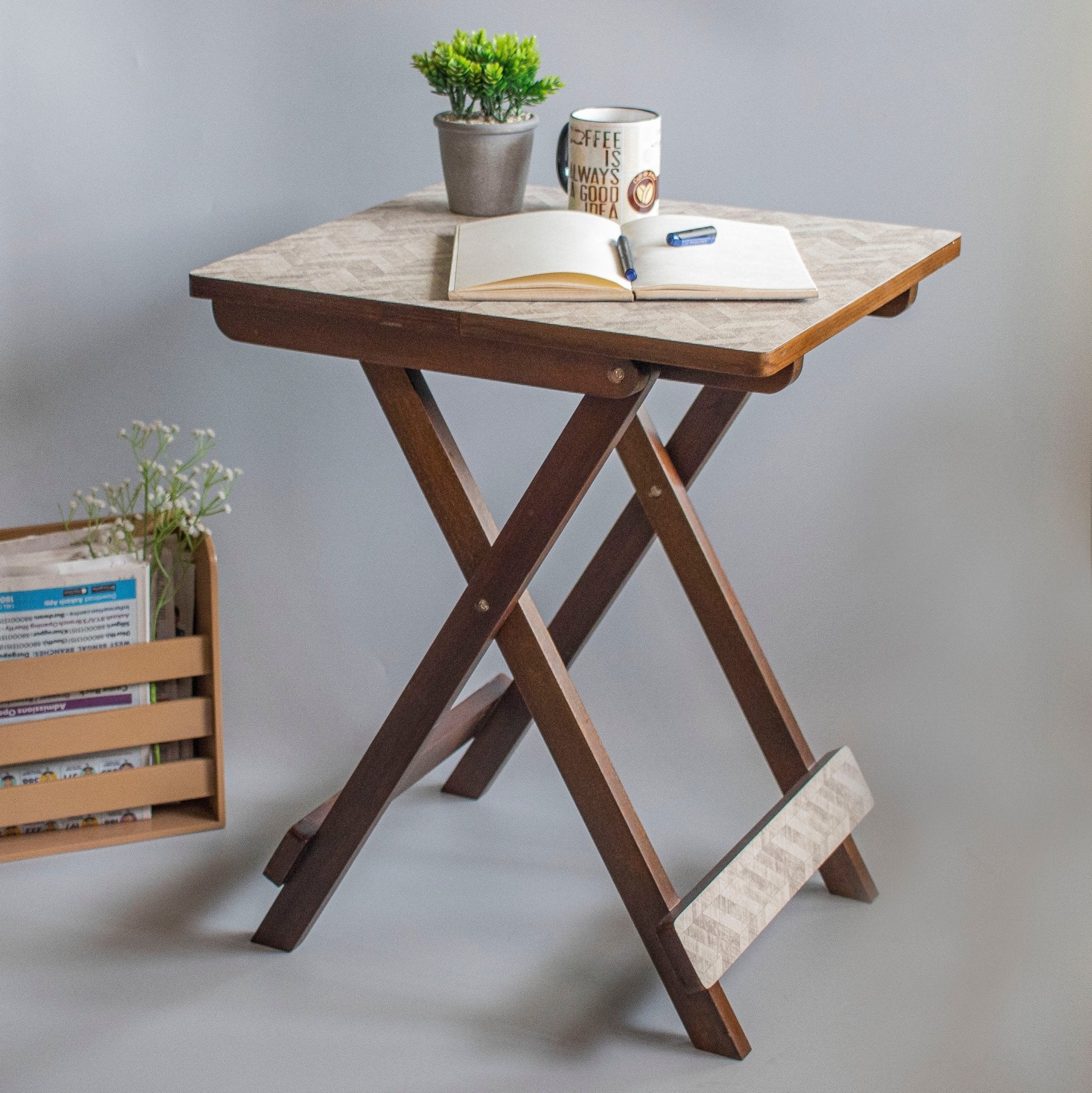 Benefits of a Folding Table : Space-Saving for Your Home or Office – Ebony  Woodcrafts