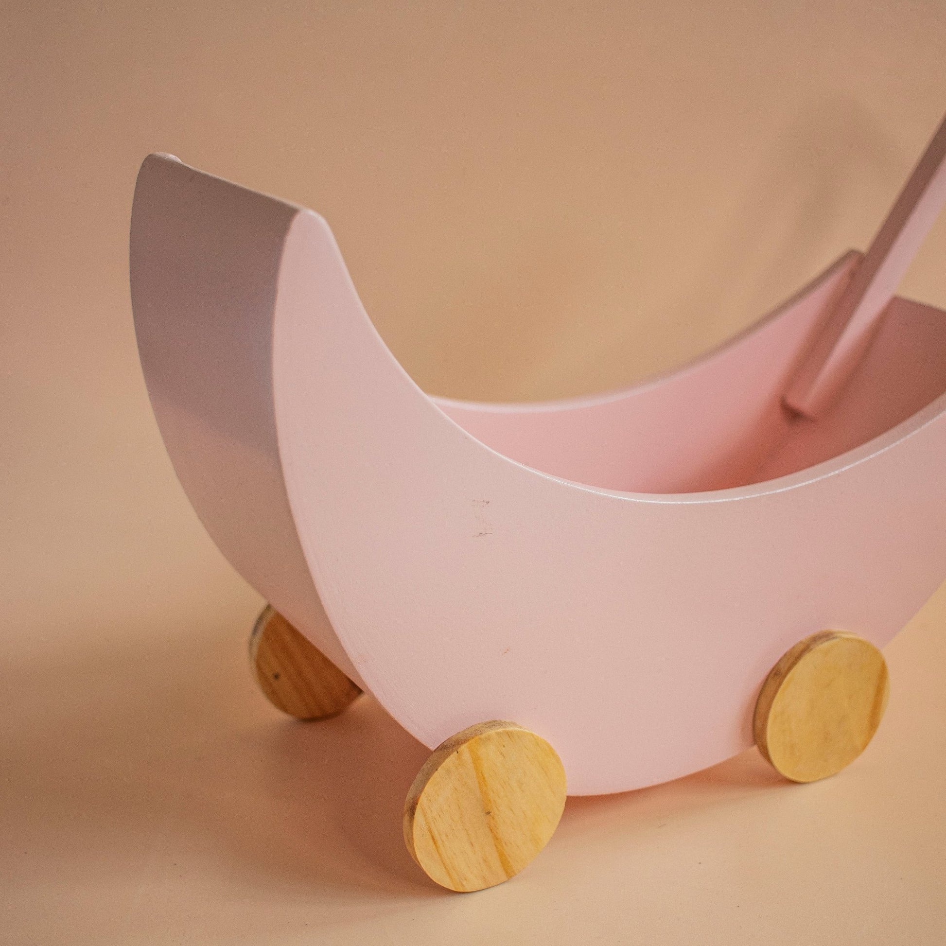 Baby Cot Basket For Baby Shower Gifitng - Ebony WoodcraftsConcept Gifting Bases