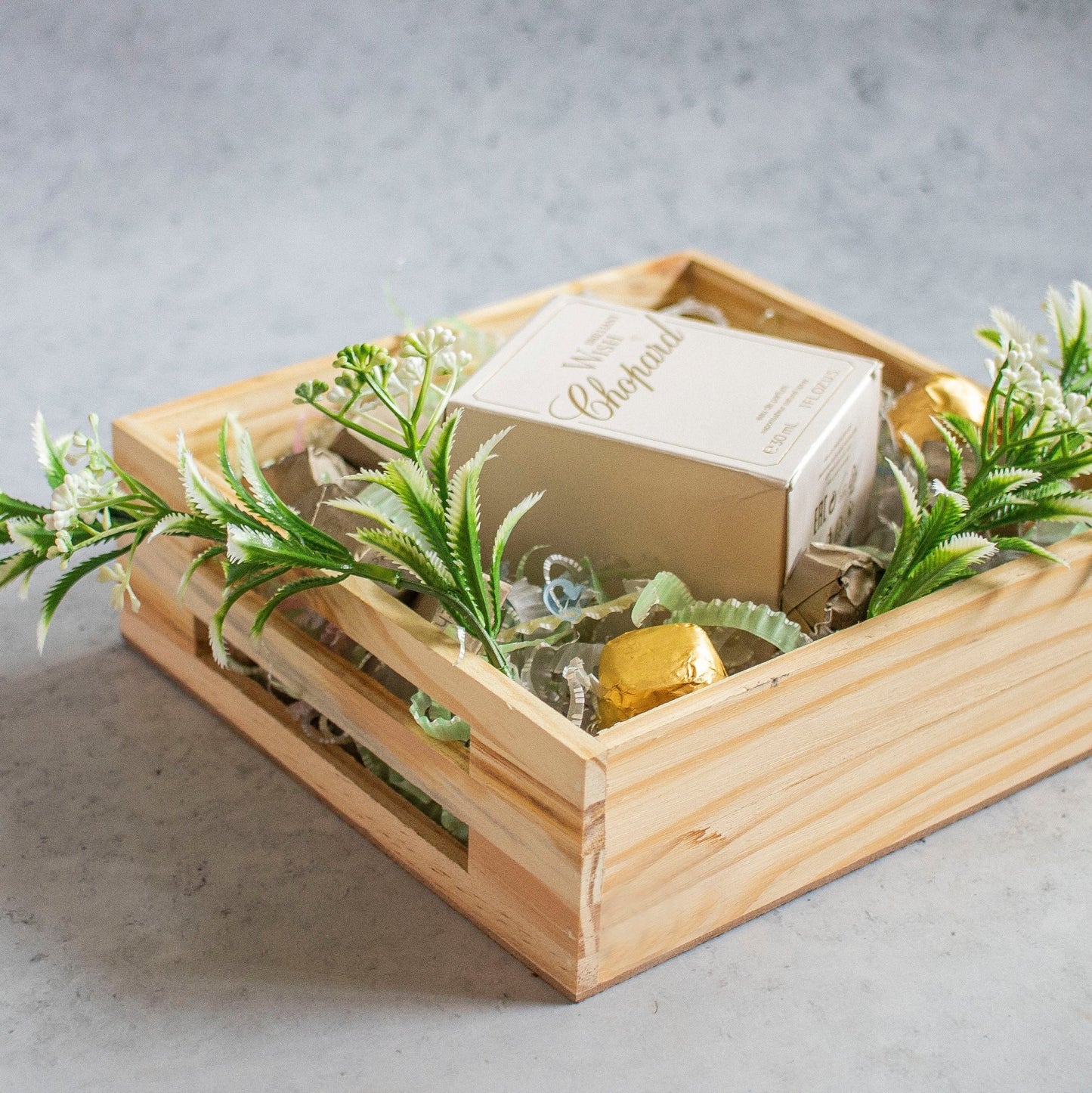 Classic Pinewood Square Tray - Ebony WoodcraftsCrates