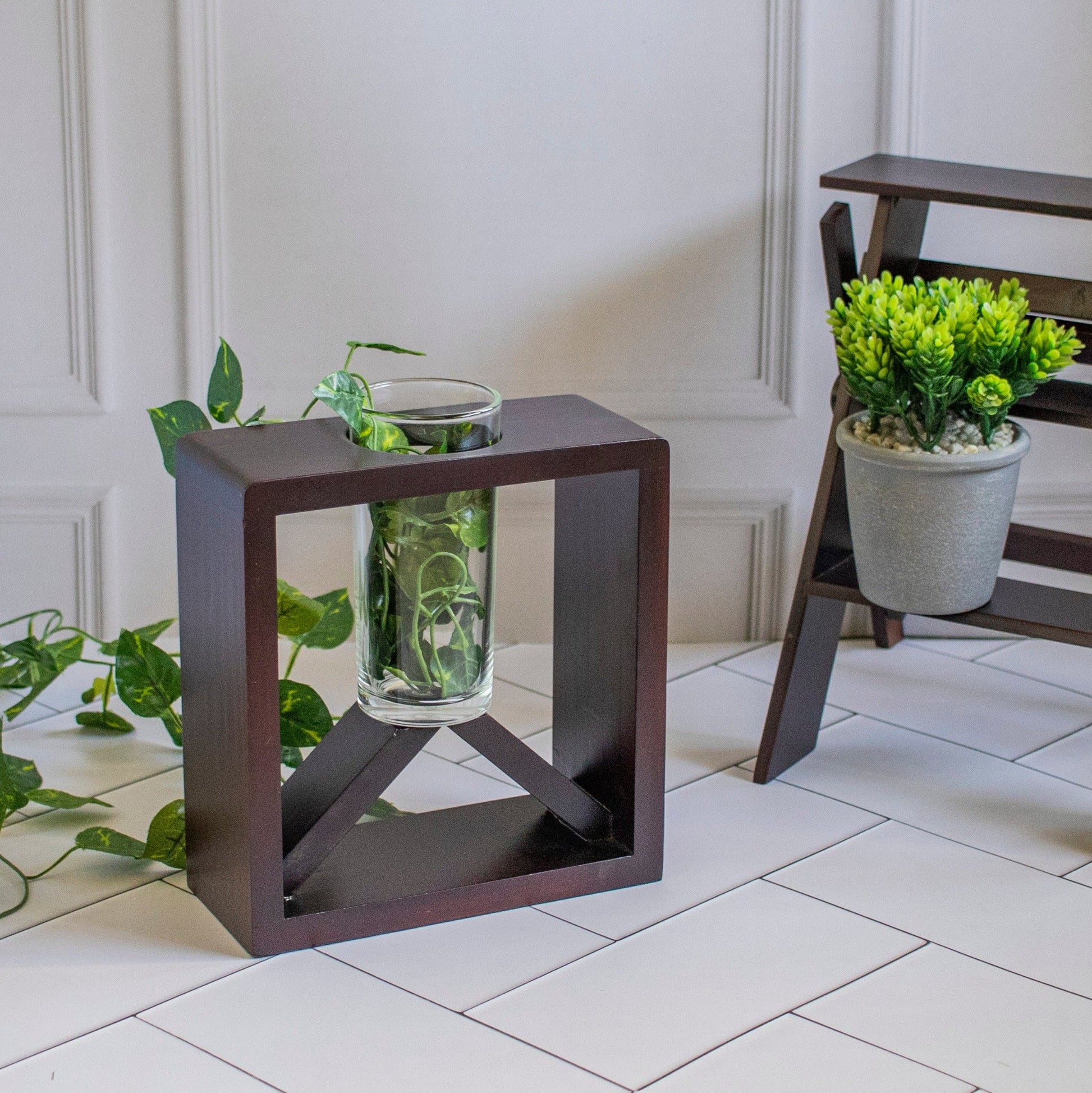 Daulat : Wooden Money-Plant Pot Stand - Ebony WoodcraftsPlanter Holders