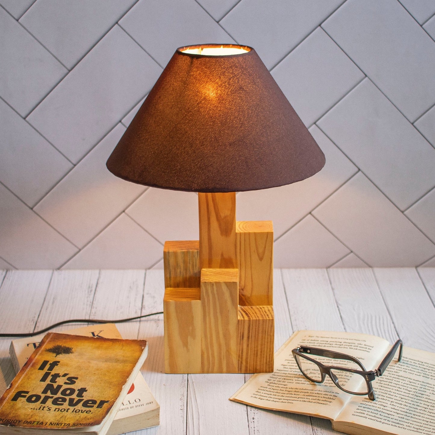 Manhattan Lamp - Ebony WoodcraftsDecor and Utility