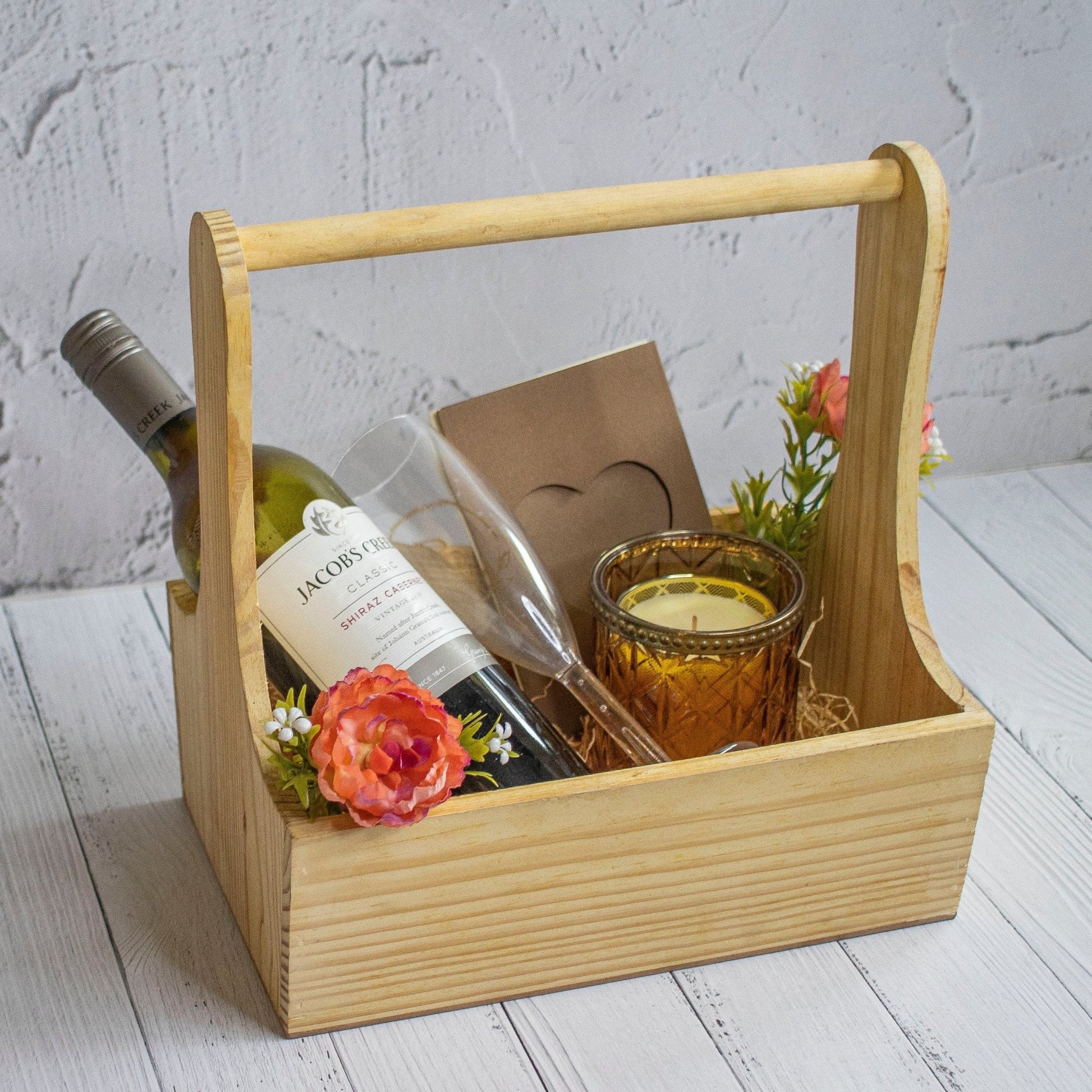 Pine Gifting Basket - Ebony WoodcraftsGifting Baskets