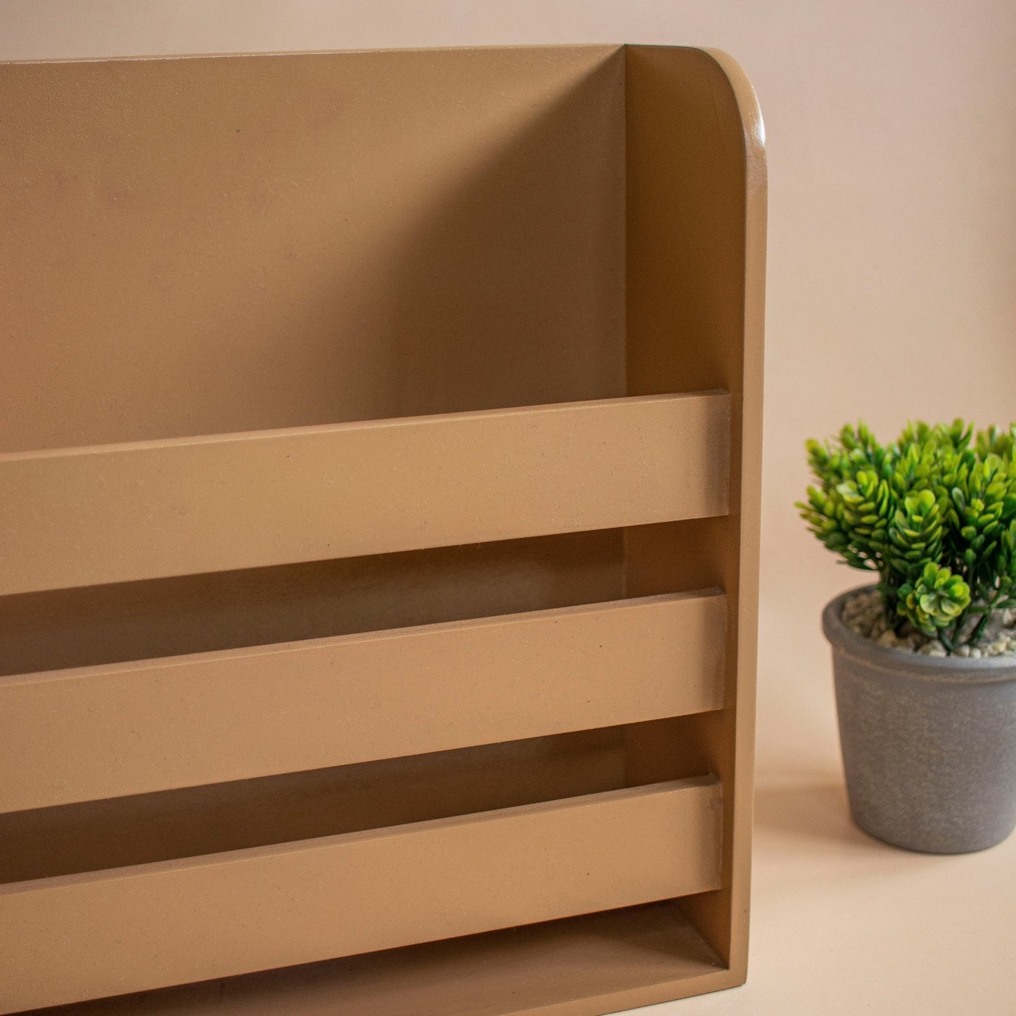 Read Me : Bedside Book Holder - Ebony WoodcraftsBook Holder