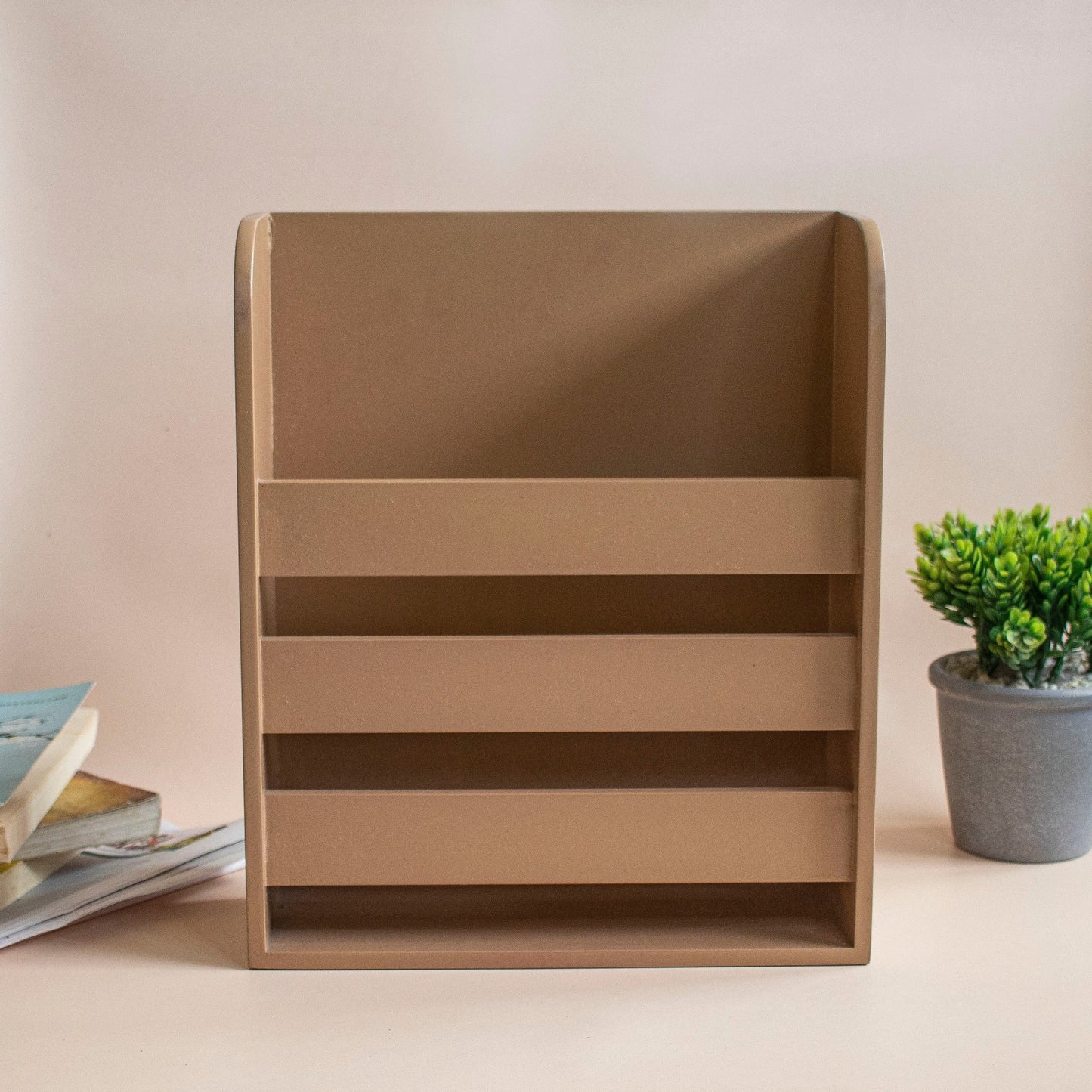 Read Me : Bedside Book Holder - Ebony WoodcraftsBook Holder